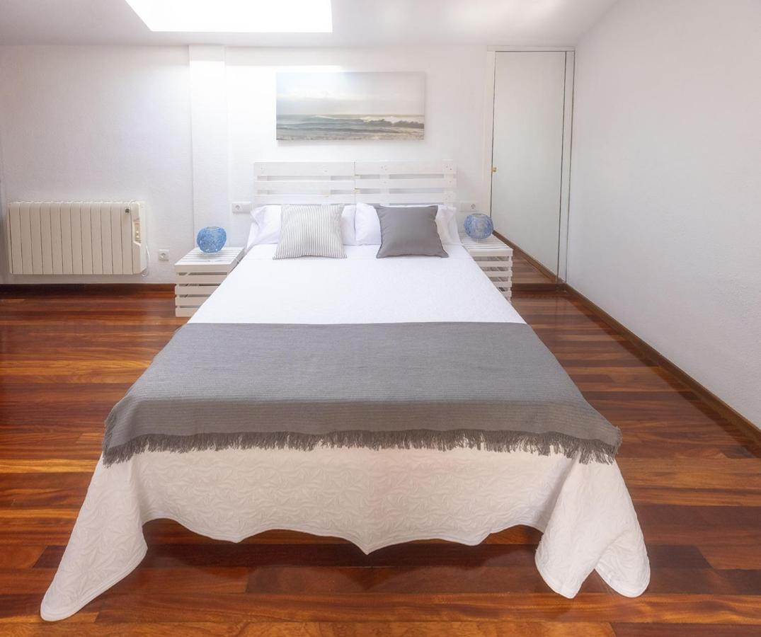 Apartamento El Tarin Лянес Екстериор снимка