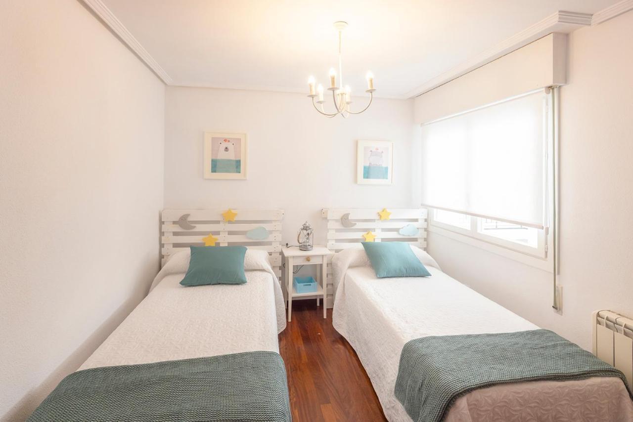 Apartamento El Tarin Лянес Екстериор снимка