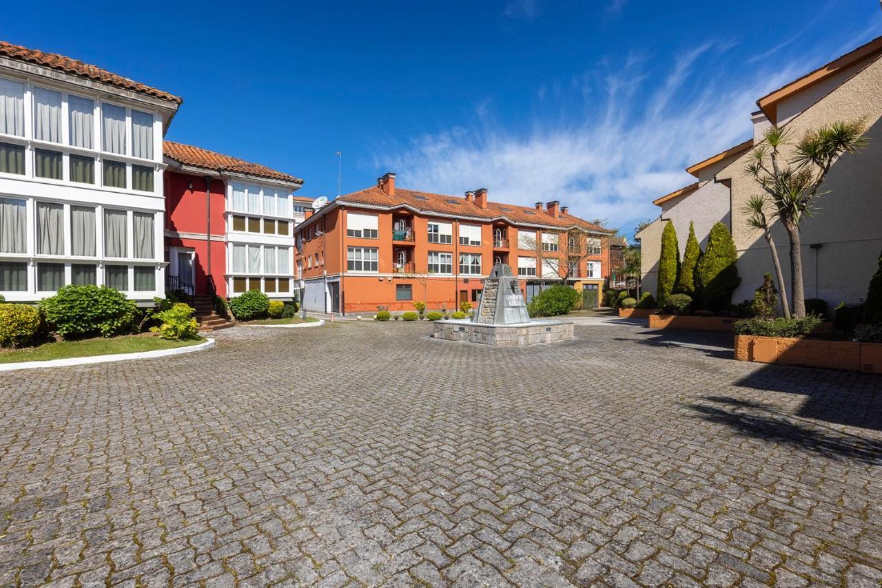 Apartamento El Tarin Лянес Екстериор снимка